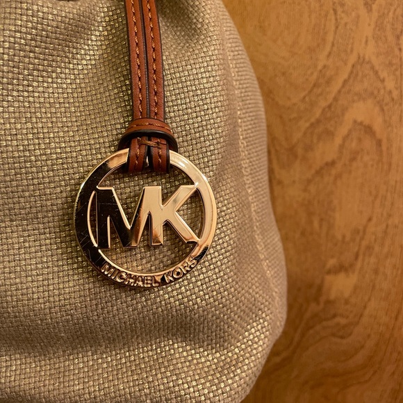 SOLD SOLD - Picture 3 of 9